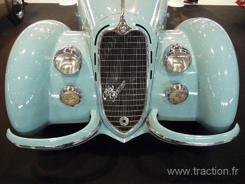 Epoquauto (86).JPG - 05/11/2010 - 69000 LYONƒPOQU'AUTO32�me Salon International Autos & Motos AnciennesALFA ROMEO ˆ 100 ans8C 2900 B Touring de 1938